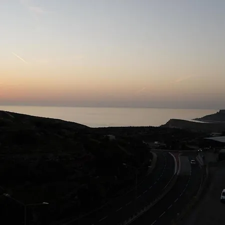 Sunset And Seaview -brand New Apartment *